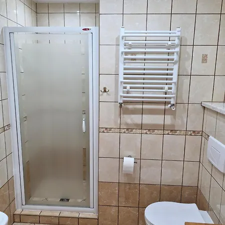 Pagaj Πανσιόν